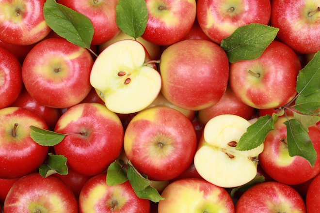 Homemade Spicy Baked Apples Recipe | NutriFit